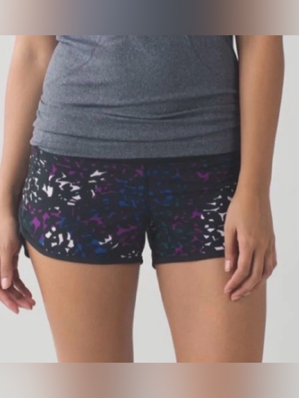 Lululemon Free Flow Short Shadow Wrap Multi / Black Z - Picture 3 of 7